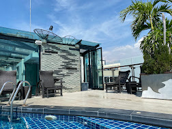 Serenotel-Pattaya-Beach-Front2