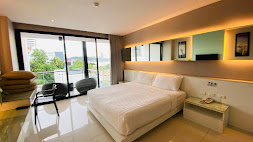 Serenotel-Pattaya-Beach-Front7